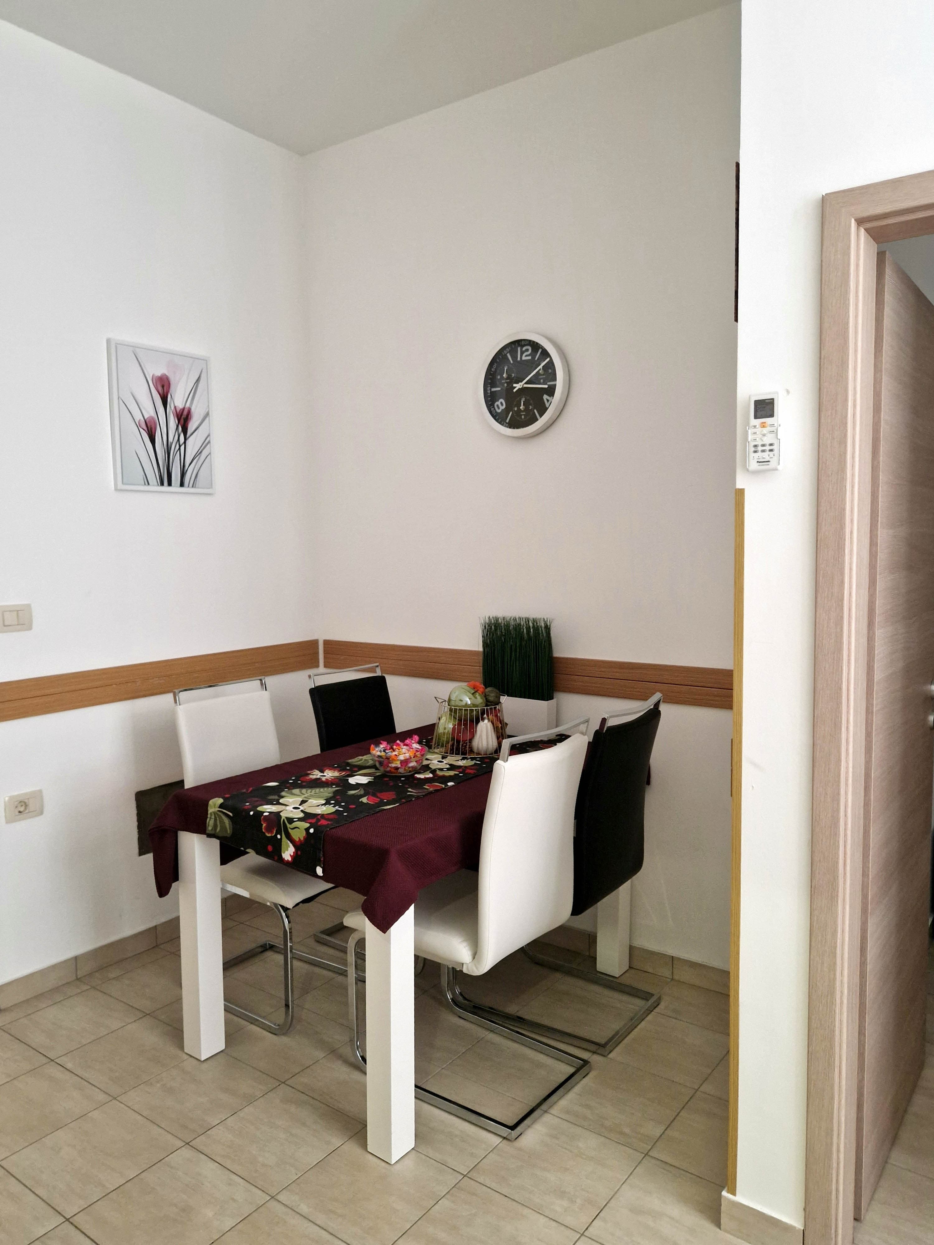 Dining Area — Tower 2